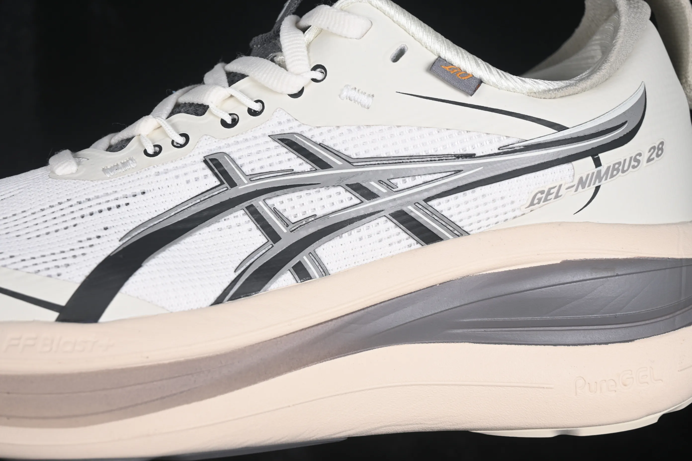 All categories Asics Asics series Asics Gel-Nimbus 28 Asics Gel-Nimbus 28 Asics retro breathable casual shoes cushioning men's wear-resistant running shoes 1011C032-100